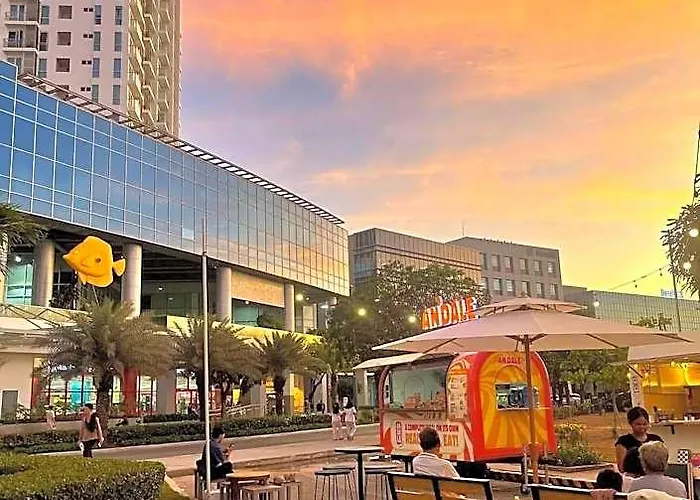 Mactan Newtown Flats And Hotell 3*